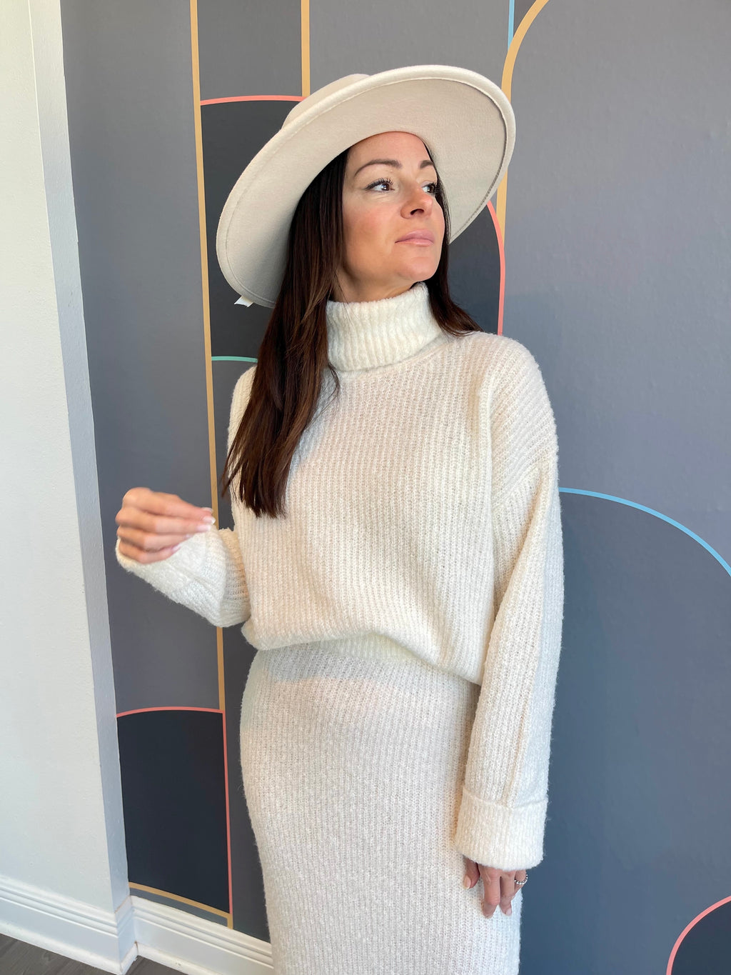 Vida Boucle Sweater