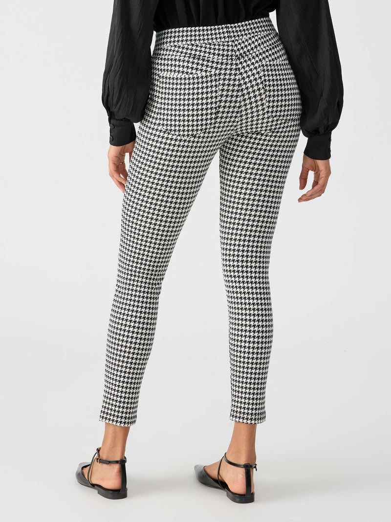 Runway Legging - Classic Houndstooth