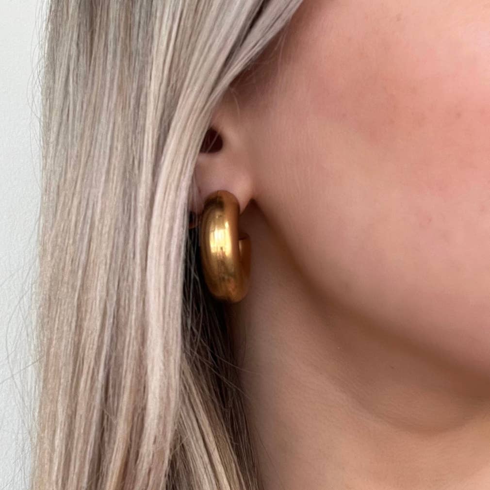 Cara Hoops
