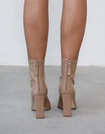 Janelle Boot