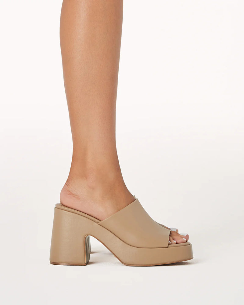 Leslie Heel