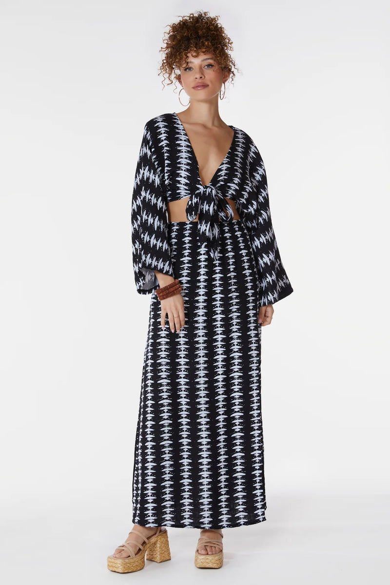Kimono Sleeve Tie Front Top