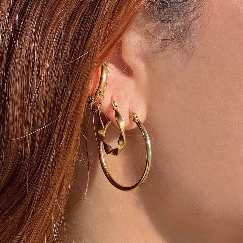 Laurette Medium Hoop